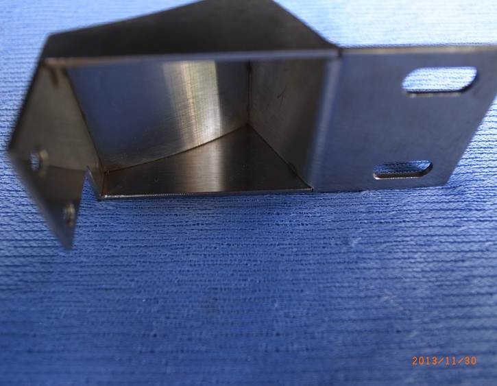 Chấn dập CNC